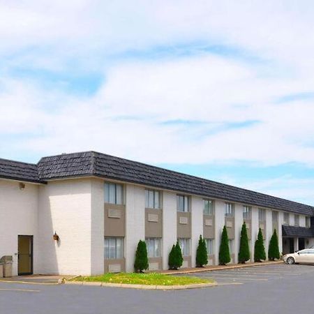 Avalon Inn Sandusky Exteriér fotografie